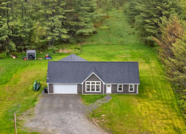 Property at 1893 Union St, Bangor, ME 04401, 3 beds, 2 baths