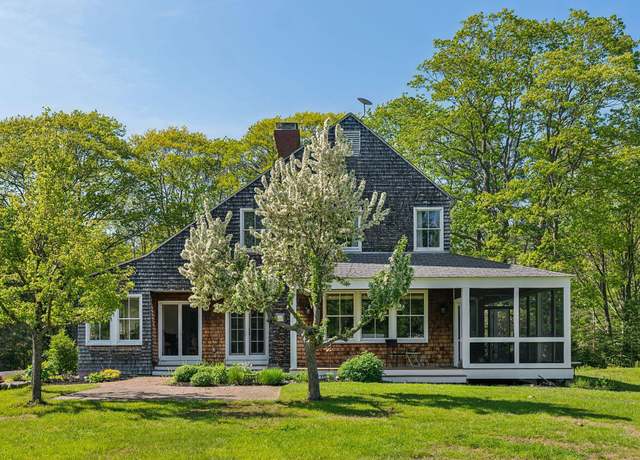 Property at 99 Quarry Rd, Scarborough, ME 04074, 4 beds, 2.5 baths