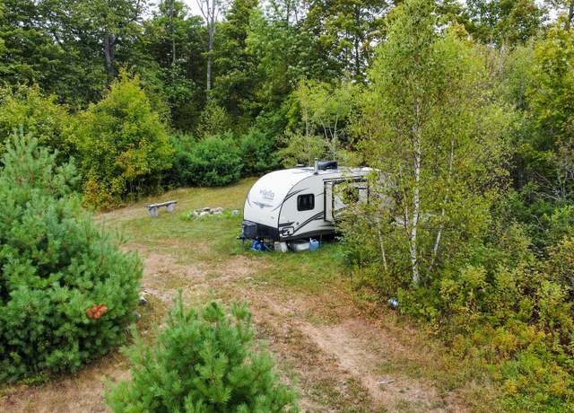 Property at 15 Sunshine Way, Burlington, ME 04417