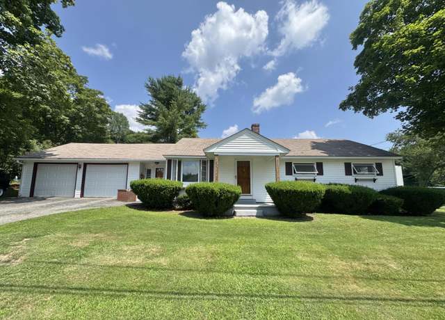 Property at 192 Fairview Ave, Auburn, ME 04210, 3 beds, 1.5 baths