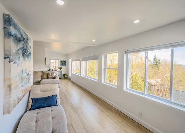 Property at 37 & 39 E Main St, Searsport, ME 04974, 10 beds, 8 baths