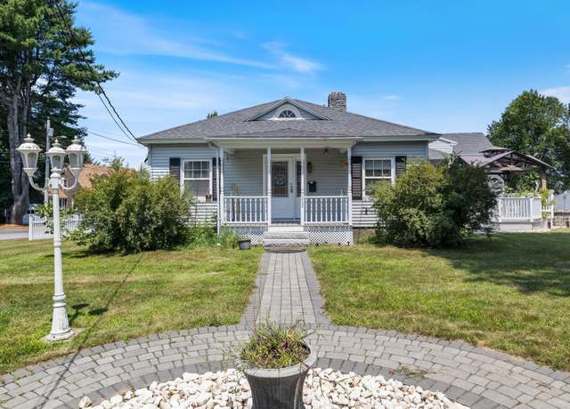 Property at 262 South St, Biddeford, ME 04005, 4 beds, 2 baths