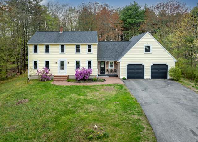 Property at 7 Canterbury Pines Dr, Gorham, ME 04038, 3 beds, 2.5 baths