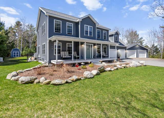 Property at 35 Graystone Dr, Hampden, ME 04444, 3 beds, 2.5 baths