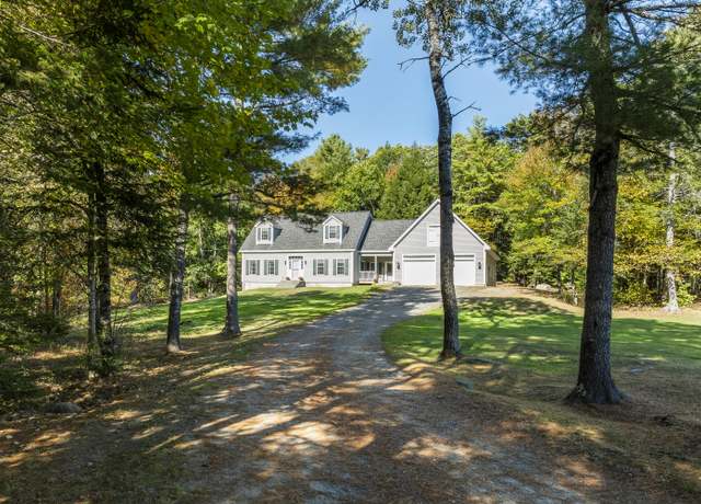 Property at 81 Lower Cross Rd, Nobleboro, ME 04555, 3 beds, 2.5 baths