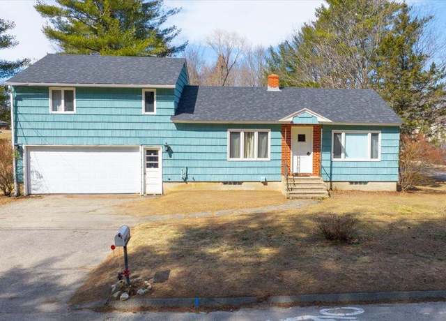 Property at 142 Hogan Rd, Lewiston, ME 04240, 3 beds, 2 baths