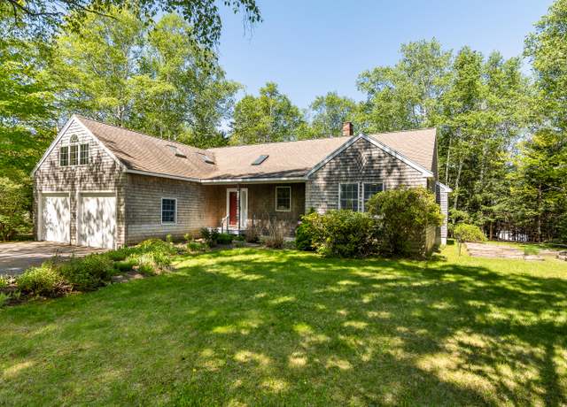 Property at 49 Dipper Cove Rd, Harpswell, ME 04066, 2 beds, 2 baths