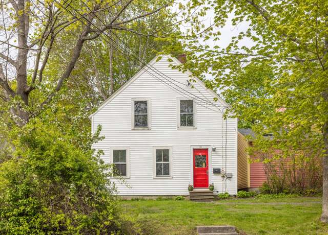 Property at 81 Washington St, Camden, ME 04843, 3 beds, 0.5 baths