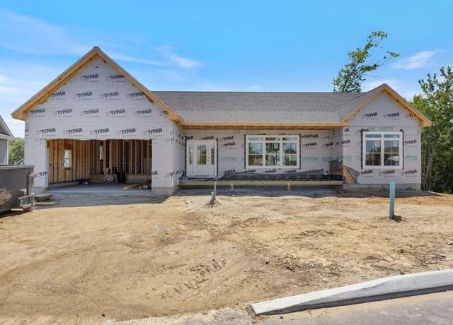 Property at 5 Magnolia Dr, Old Orchard Beach, ME 04064, 3 beds, 2 baths