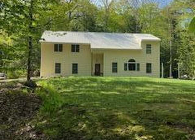 Property at 11 Campbell Dr, Bridgton, ME 04009, 3 beds, 2 baths