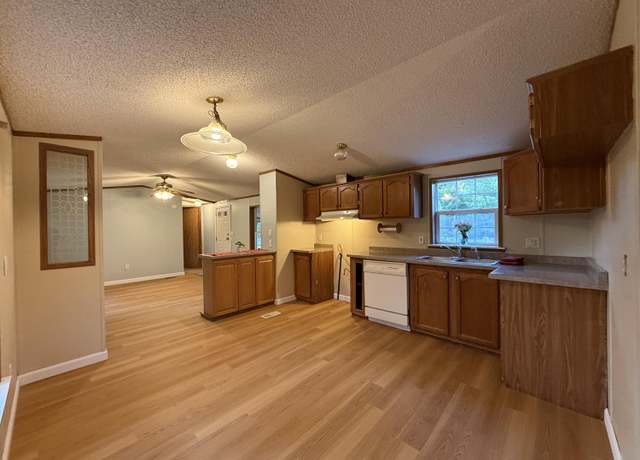 Property at 15 Micheals Way, Paris, ME 04281, 2 beds, 2 baths