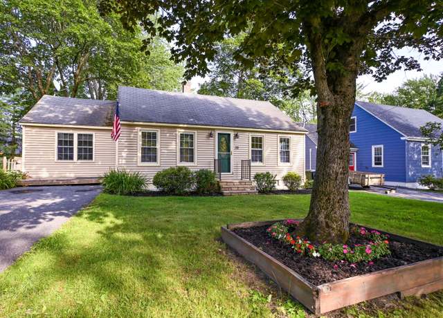 Property at 28 Colonial Rd, Westbrook, ME 04092, 3 beds, 1 bath