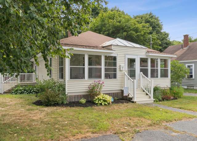 Property at 3 Chadwick St, Winslow, ME 04901, 2 beds, 1 bath