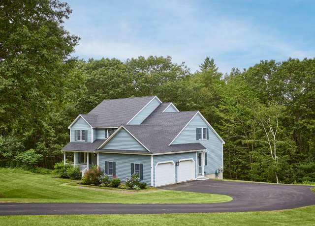 Property at 20 Sparrow Ln, York, ME 03909, 3 beds, 2.5 baths