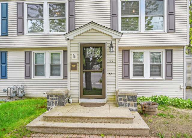 Property at 29 Emanual Dr, Brunswick, ME 04011, 3 beds, 1.5 baths