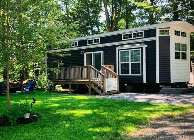 Property at 128 N North Village Rd #53, Wells, ME 04090, 1 bed, 1 bath