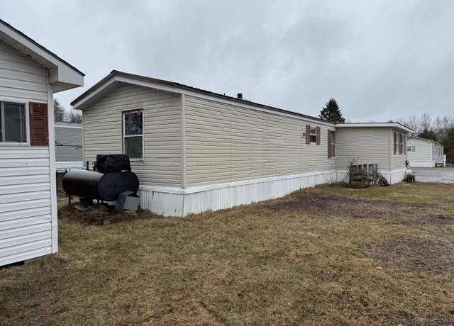 Property at 412 Kelley Mobile Home Park, Millinocket, ME 04462, 2 beds, 1 bath