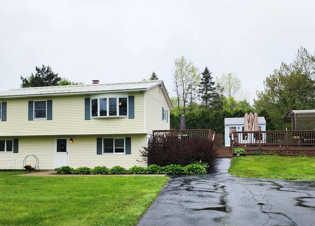 Property at 136 Hallowell Rd, Chelsea, ME 04330, 3 beds, 2 baths
