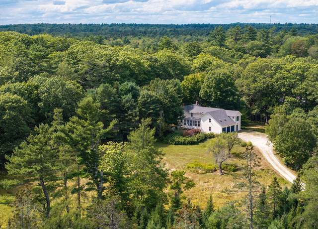 Property at 565 Bagaduce Rd, Brooksville, ME 04617, 4 beds, 3 baths