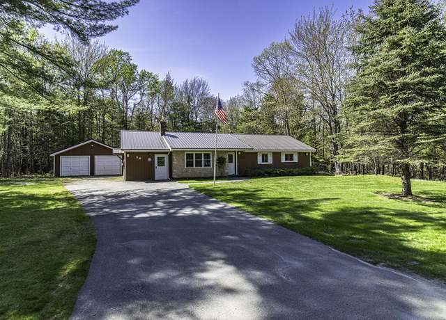 Property at 29 Fields Pond Rd, Holden, ME 04429, 2 beds, 2 baths