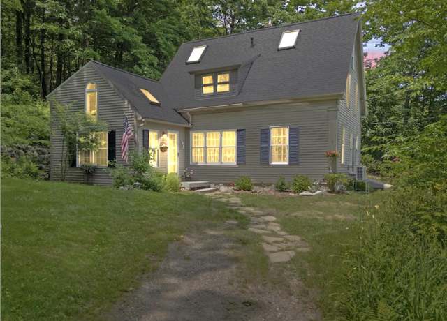 Property at 33 Greenville St, Hallowell, ME 04347, 3 beds, 2 baths