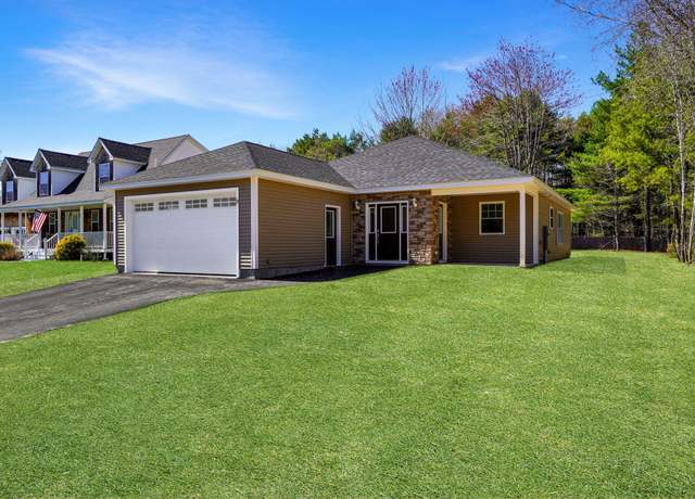 Property at 9 Country Dr, Old Orchard Beach, ME 04064, 3 beds, 2.5 baths