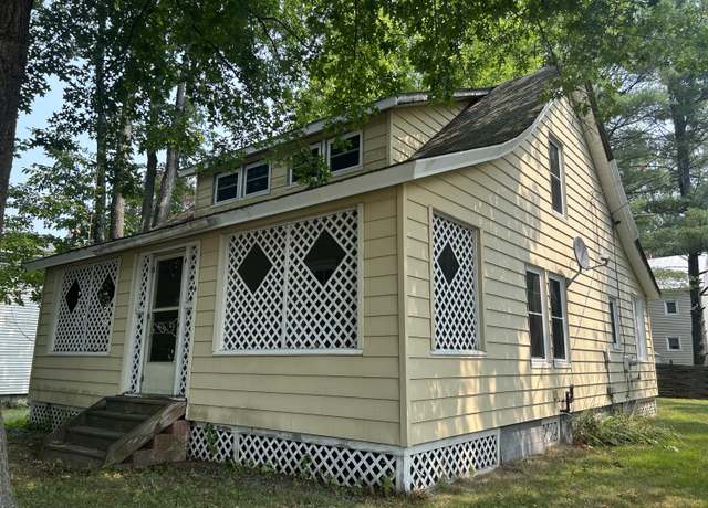 Property at 4 Ann St, Waterville, ME 04901, 3 beds, 1 bath