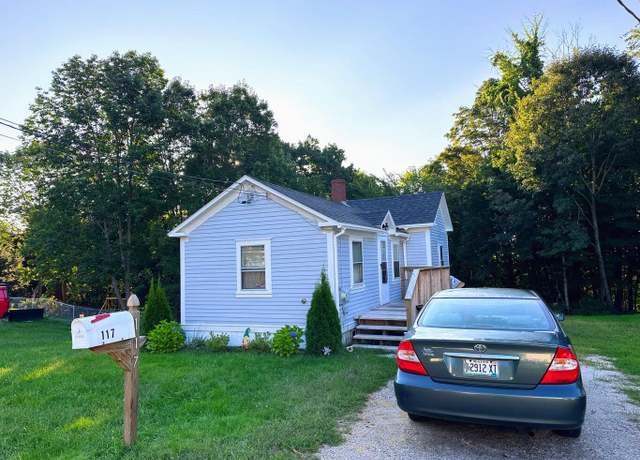Property at 117 Gagne St, Lewiston, ME 04240, 1 bed, 1 bath