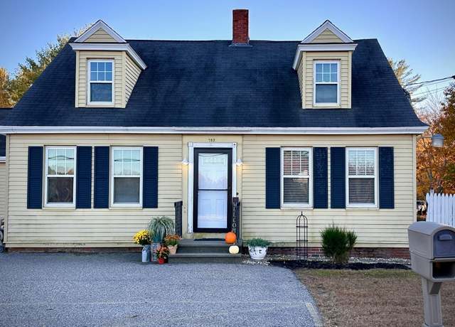 Property at 782 Minot Ave, Auburn, ME 04210, 3 beds, 2 baths