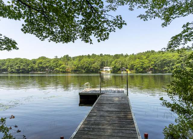 Property at 433 Fogler Rd, Bremen, ME 04551, 4 beds, 2.5 baths
