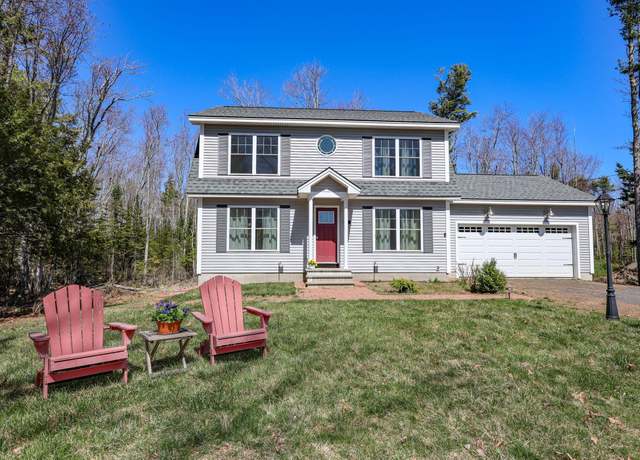 Property at 2 Oliver Ln, Kennebunk, ME 04043, 3 beds, 2.5 baths