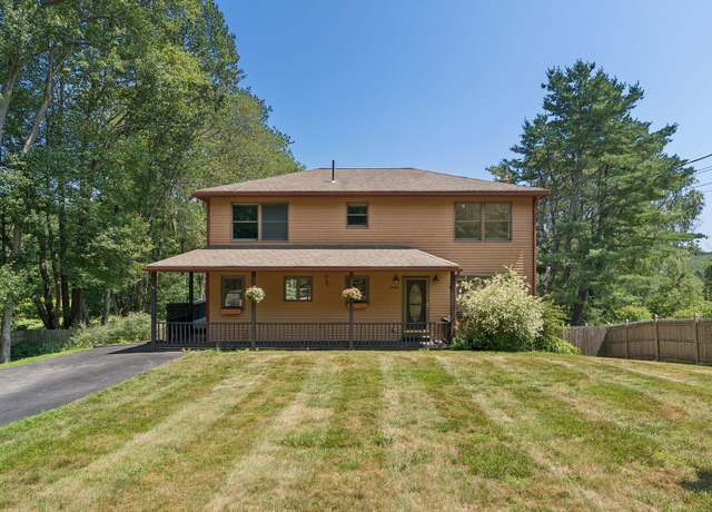 Property at 1048 Sawyer Rd, Cape Elizabeth, ME 04107, 4 beds, 2.5 baths