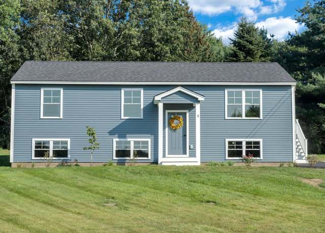 Property at 5 Laliberte Cir, Saco, ME 04072, 3 beds, 1 bath