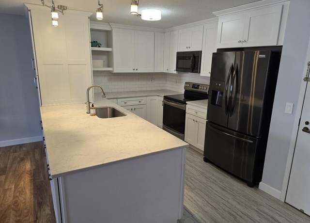Property at 112 Franklin St Unit C8, Bangor, ME 04401, 2 beds, 2 baths