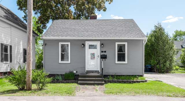 Photo of 32 Carroll St, Old Town, ME 04468