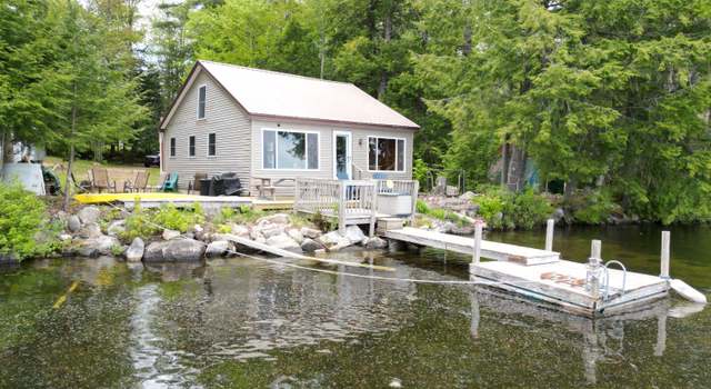 Photo of 12 Balsam Dr, Lincoln, ME 04457