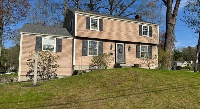 Photo of 13 Juniper Ln, Cape Elizabeth, ME 04107
