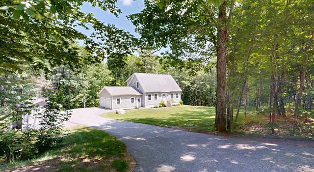Photo of 31 Pond Ridge Dr, Lewiston, ME 04240
