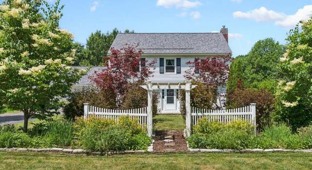 Photo of 394 Riverside Dr, Augusta, ME 04330