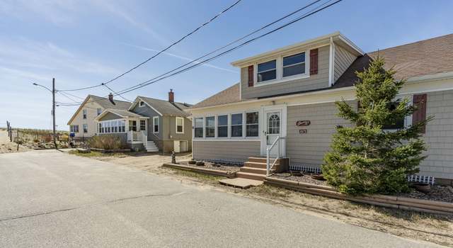 Photo of 5 Sandpiper Rd, Old Orchard Beach, ME 04064