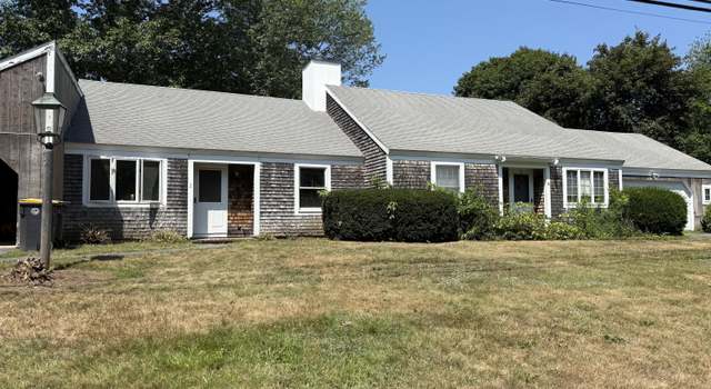 Photo of 2 Eastern Rd, Scarborough, ME 04074