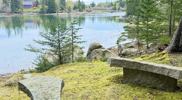 Photo of 26 Hamilton Dr, Vinalhaven, ME 04863
