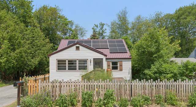Photo of 80 Merrymeeting Rd, Brunswick, ME 04011