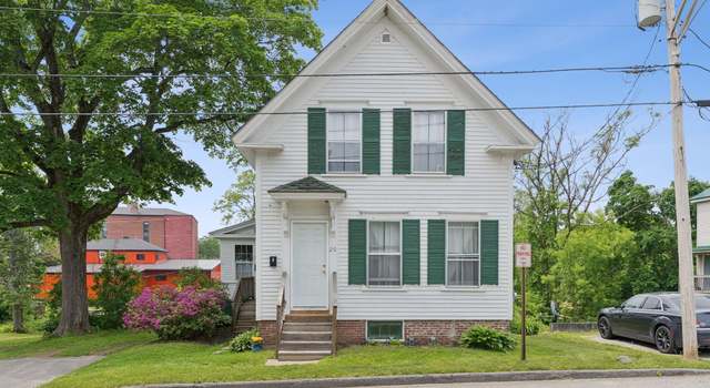 Photo of 20 Green St, Winthrop, ME 04364