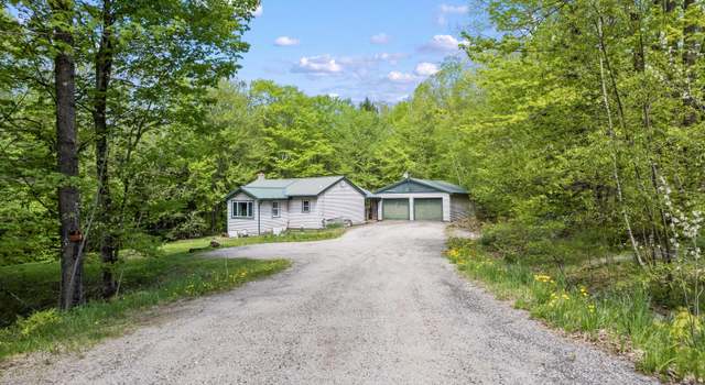 Photo of 88 Lower St, Turner, ME 04282