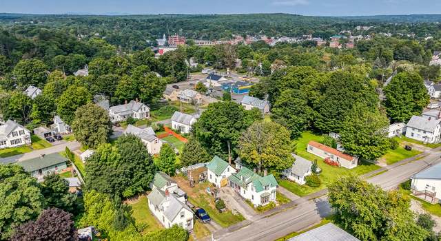 Photo of 15 Poplar St, Skowhegan, ME 04976