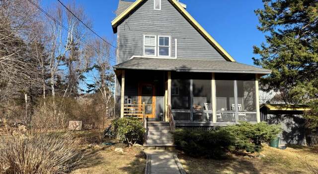 Photo of 30 Sandpiper Rd, Portland, ME 04108