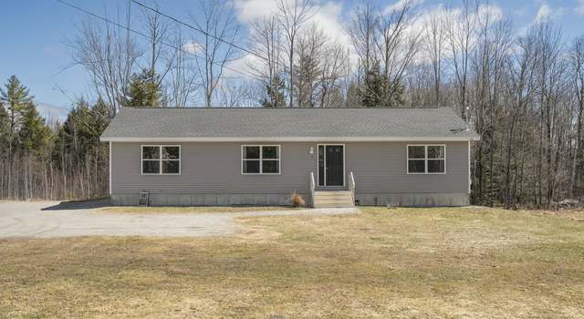 Photo of 2 Warren Rd, Monmouth, ME 04259