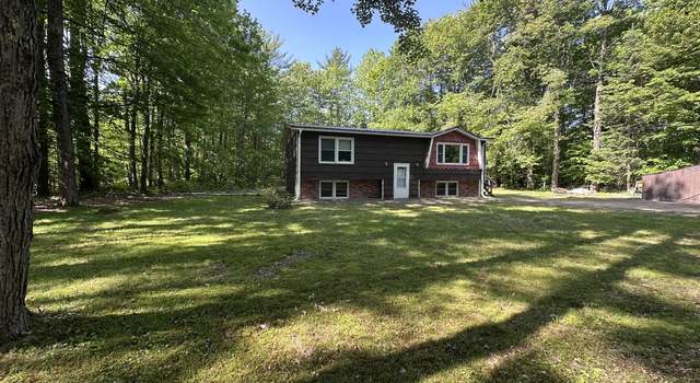 Photo of 15 Balsam Ln, Naples, ME 04055