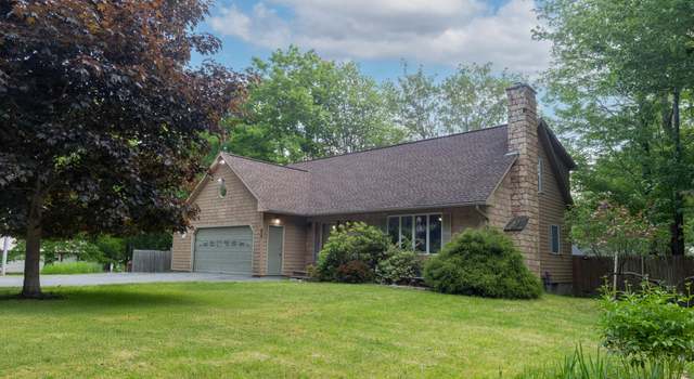 Photo of 24 Champlain St, Old Town, ME 04468